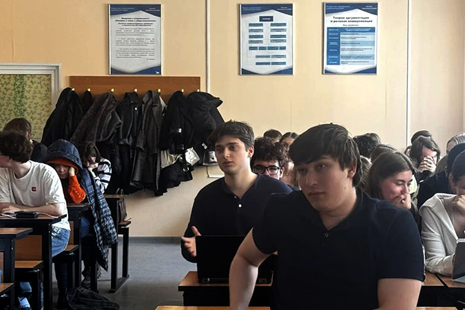 Встреча студентов МАИ с советником Президента АМКОС Андреем Михайловичем Плешаковым